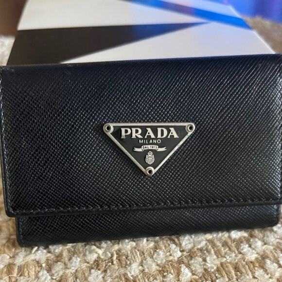 Prada keyholder wallet black saffiano leather